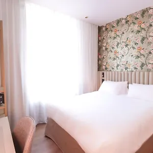Hotel Rosa, Lila