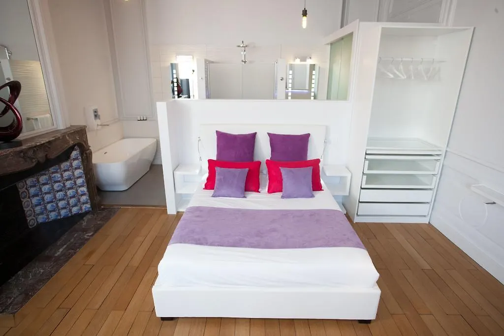 L'Esplanade Lille Bed and Breakfast