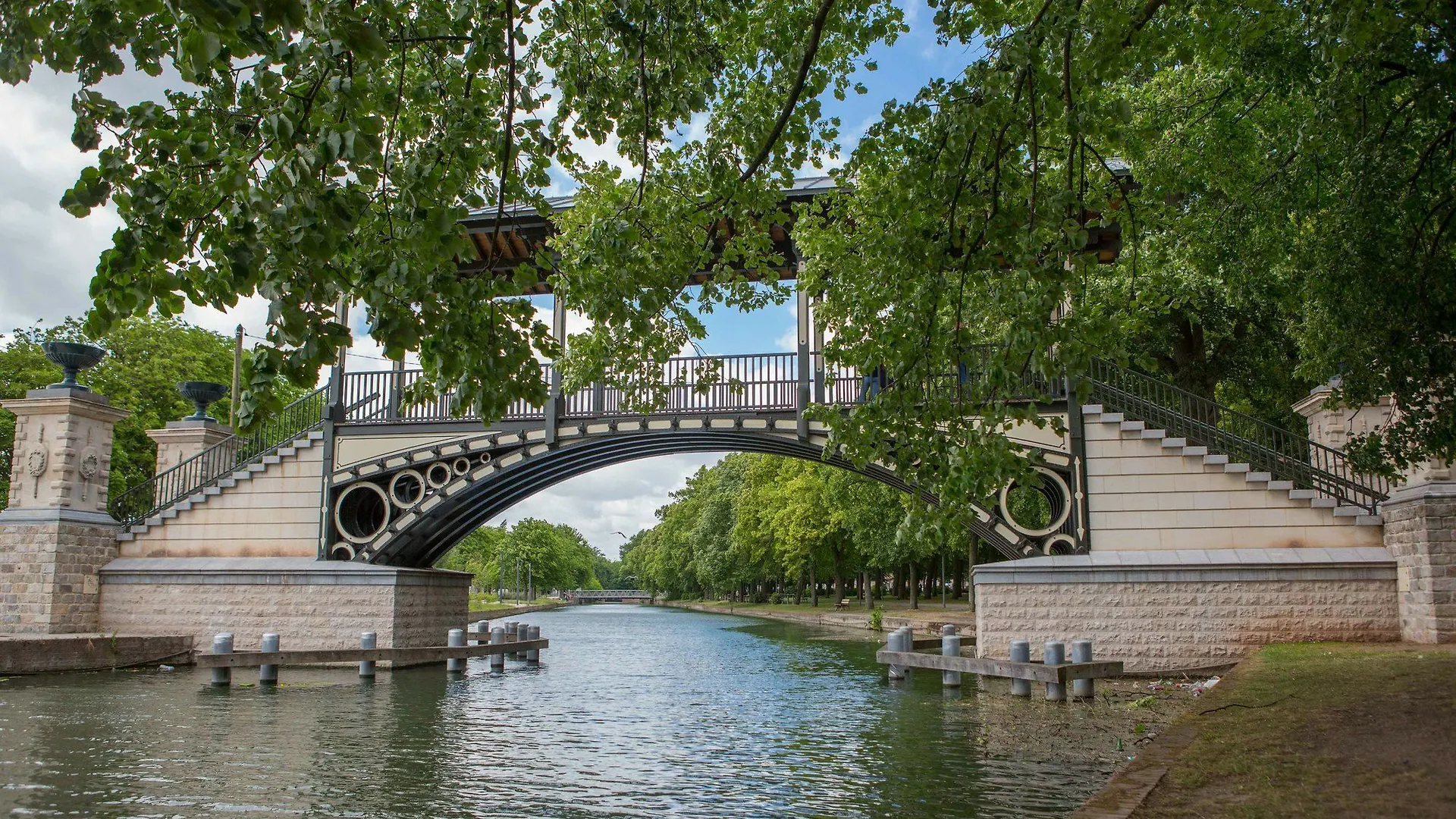 L'Esplanade Lille Bed and Breakfast